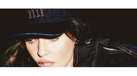 ELLE Ukraine та AISENBERG Denim презентували символічний мерч на підтримку ЗСУ
