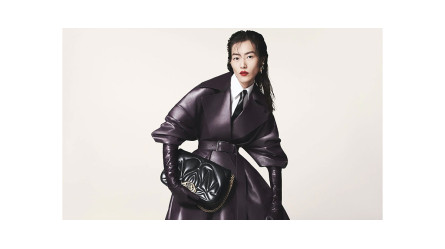Alexander McQueen випускає нову маленьку сумку Seal Bag