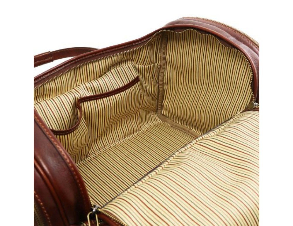 Маленька дорожня сумка VOYAGER Tuscany Leather TL142142 Brown - Фотографія № 8