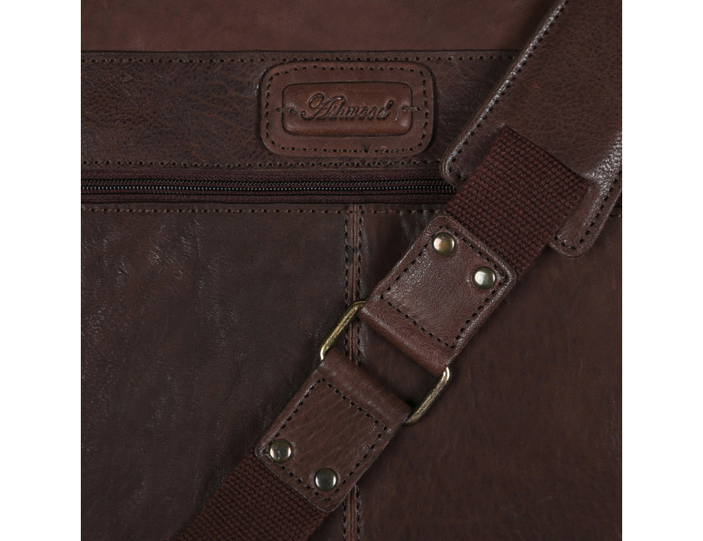 Коричнева шкіряна сумка для чоловіка Ashwood Leather Pedro Mist Brown - Фотографія № 4