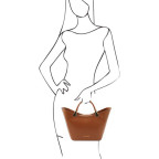 Стильна жіноча сумочка Tuscany Leather TL142287 COGNAC - Фотографія № 101