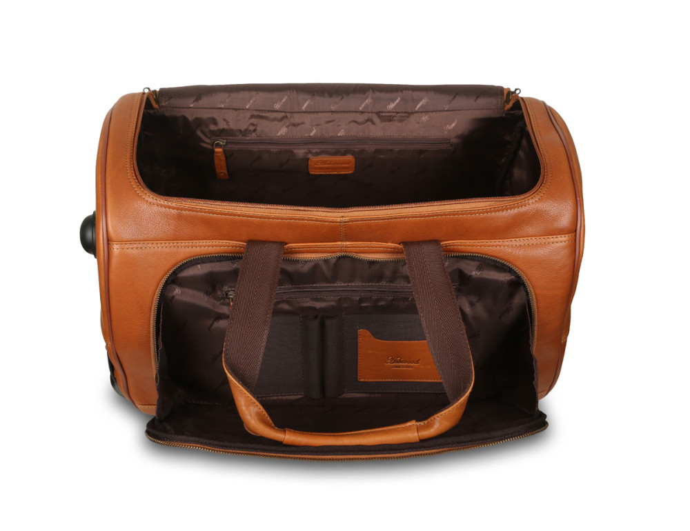 Шкіряна валіза на колесах коньячного кольору Ashwood Leather 8146 TAN - Фотографія № 5