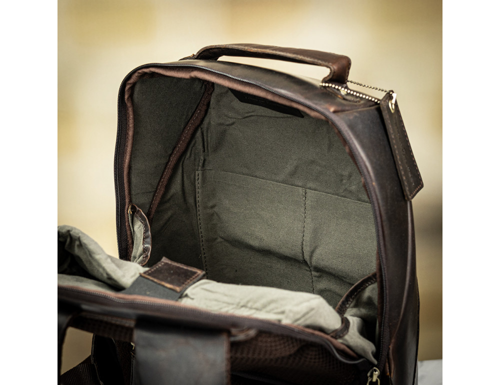Міський шкіряний рюкзак коричневого Ashwood K47 brn - Фотографія № 10