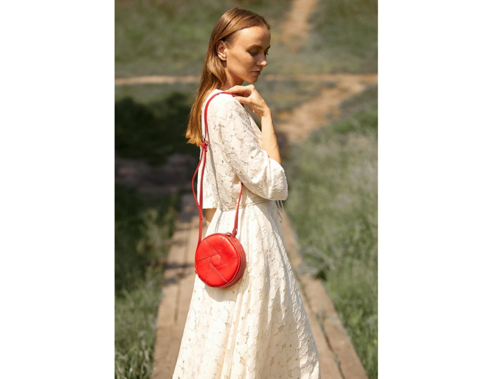 Шкіряна жіноча сумка Бон-Бон червона Blanknote BN-BAG-11-red - Фотографія № 1 Шкіряна жіноча сумка Бон-Бон червона Blanknote BN-BAG-11-red - Фотографія № 1