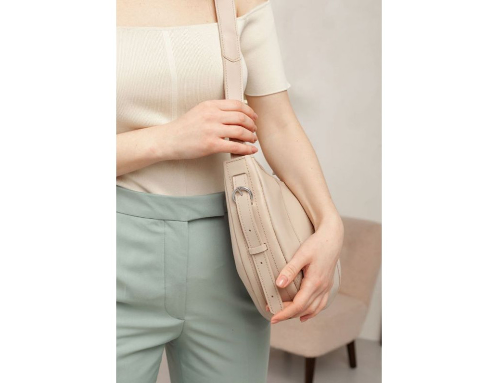 Світло-бежева шкіряна сумка через плече Blancnote BN-BAG-12-LIGHT-BEIGE - Фотографія № 9