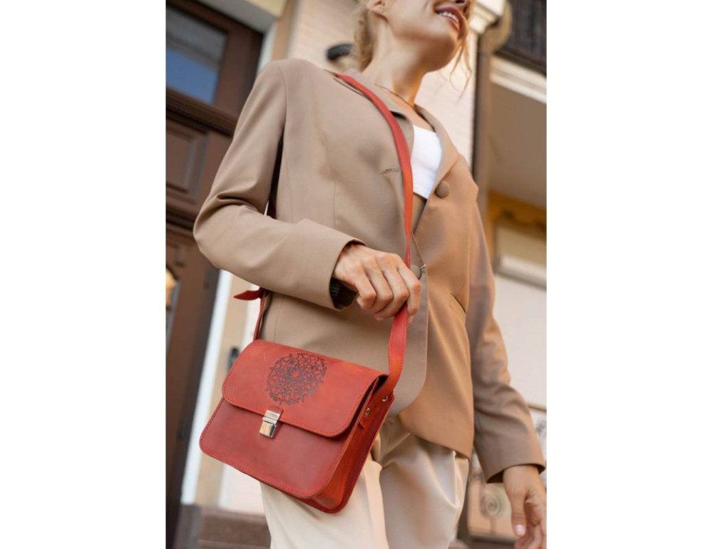 Шкіряна жіноча бохо сумка Лілу Коралова Blancnote BN-BAG-3-coral-man - Фотографія № 1