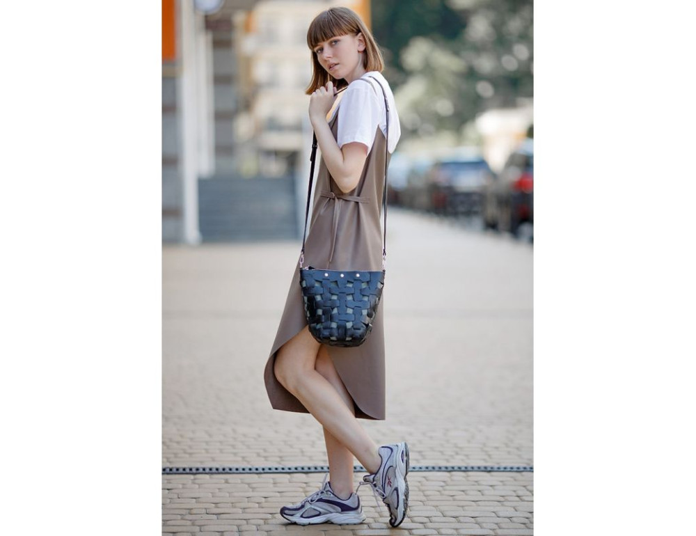 Шкіряна плетена сумка Пазл M чорна Krast Blancnote BN-BAG-32-g - Фотографія № 1 Шкіряна плетена сумка Пазл M чорна Krast Blancnote BN-BAG-32-g - Фотографія № 1