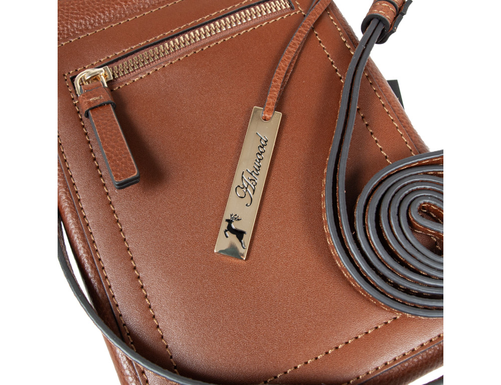 Шкіряна сумка для смартфона Ashwood AZ71 Tan - Фотографія № 5