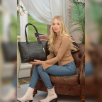 Містка жіноча сумка зі шкіри під рептилію Ashwood C56 Black - Фотографія № 106