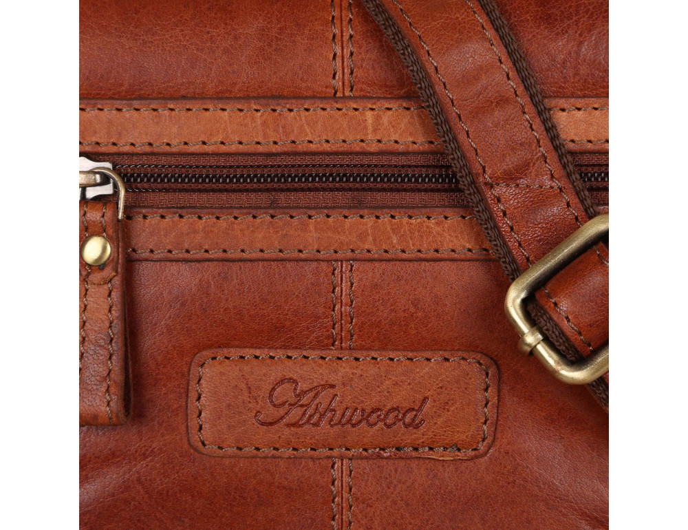Світло-коричнева шкіряна сумка-месенджер Ashwood G31 Honey - Фотографія № 5