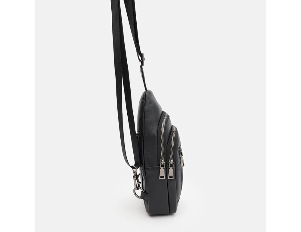 Чоловічий шкіряний рюкзак через плече Ricco Grande K16183a-black (чорний) - Фотографія № 4
