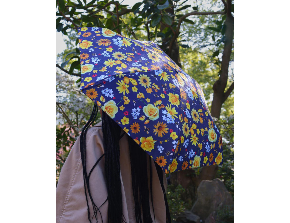 Жіноча міні-парасолька Fulton L501-042021 Tiny-2 Bumble Bee Floral (Квіти та джмелі) - Фотографія № 3