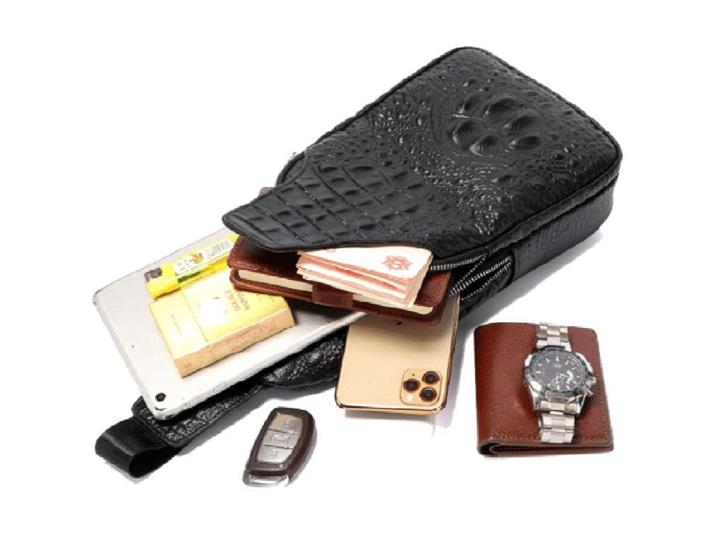 Сумка-слинг черная с тиснением под рептилию Tiding Bag CR-A25F-1943A - Фото № 4