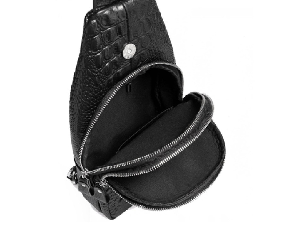 Сумка-слинг черная с тиснением под рептилию Tiding Bag CR-A25F-1943A - Фото № 5