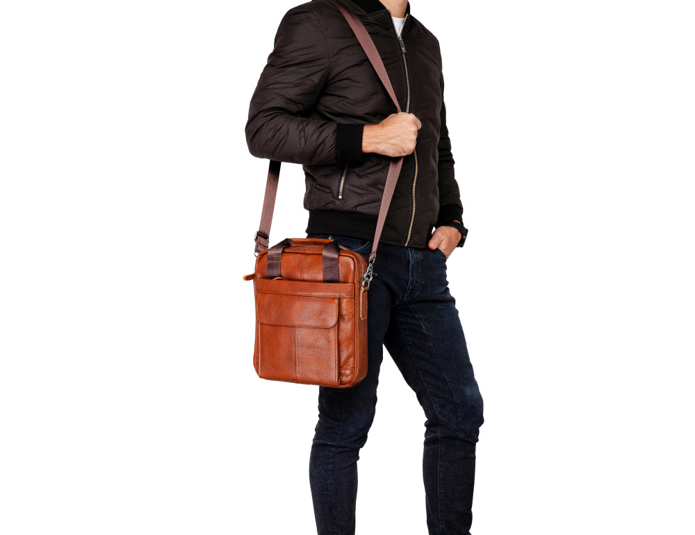 Мужская кожаная сумка через плечо рыжая Tiding Bag M38-8861LB - Фото № 4