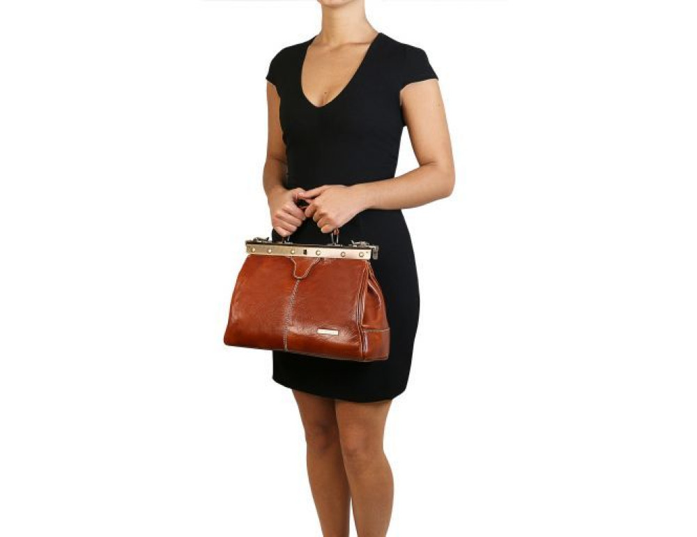 Жіноча червона шкіряна сумка-саквояж Tuscany Leather TL10038 Red - Фотографія № 2