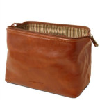 Світло-коричнева шкіряна косметичка Tuscany Leather TL141219 Med - Фотографія № 102