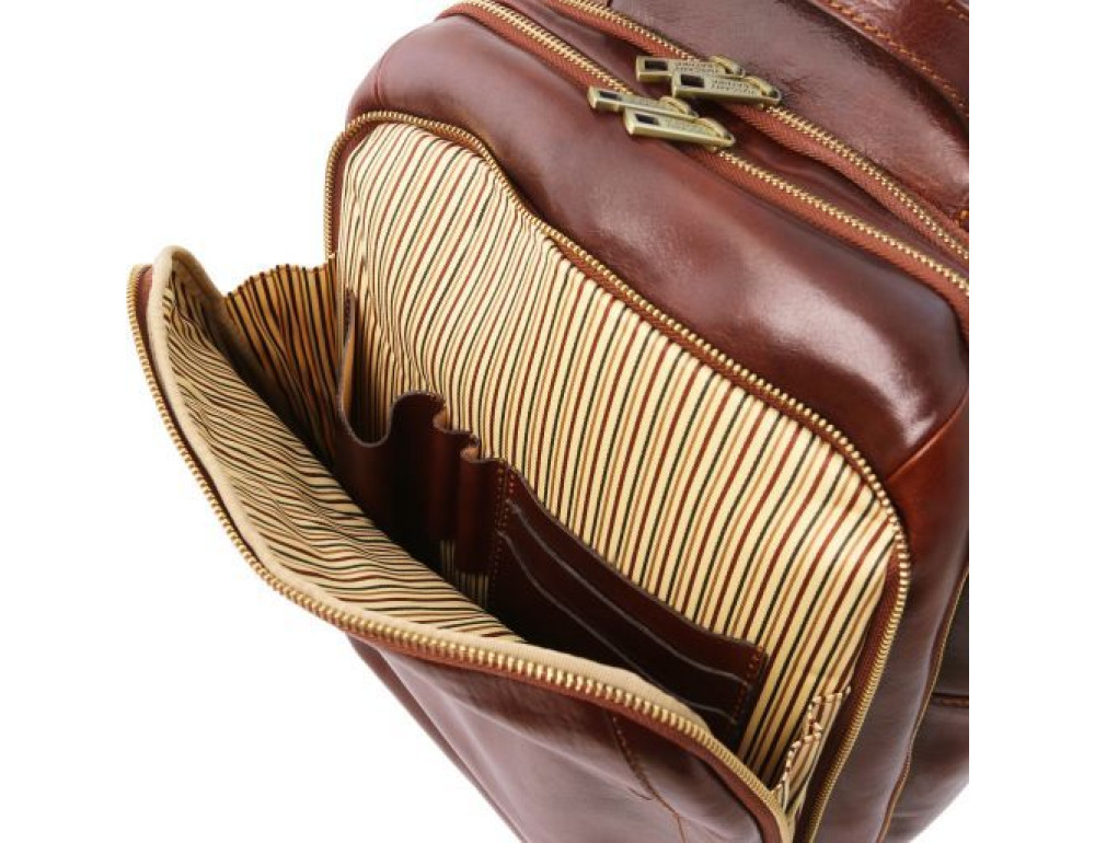 Чоловік шкіряний рюкзак на три відділення Tuscany Leather TL141402 Dark Brown - Фотографія № 5