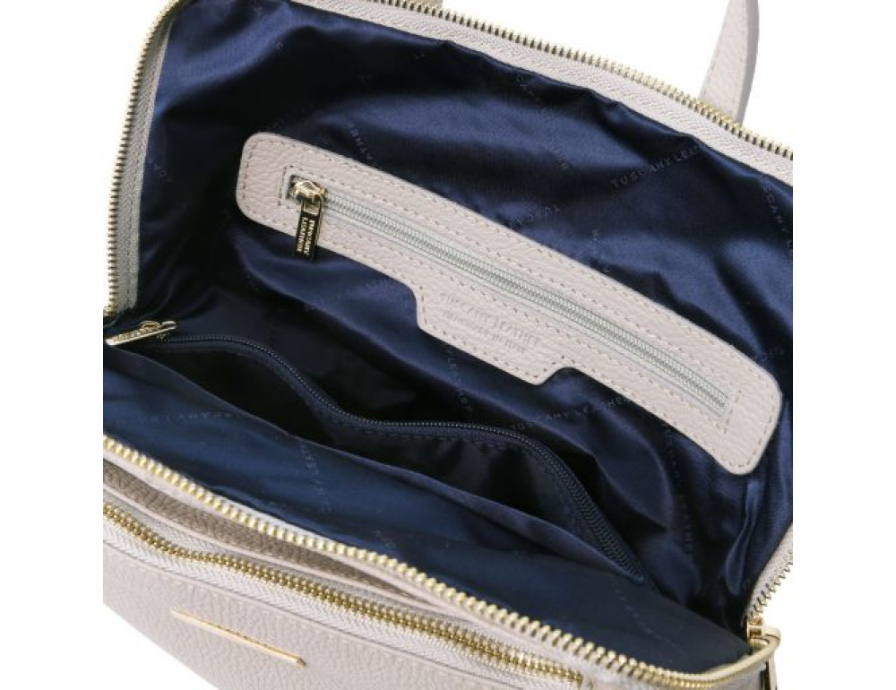 Женский кожаный рюкзак серого цвета Tuscany Leather TL141682 Light Gray - Фото № 4