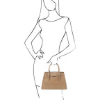 Жіноча шкіряна сумка бежевого кольору Tuscany Leather TL142147 Champagne - Фотографія № 101