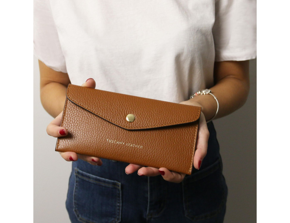Жіноча шкіряна сумка конверт Tuscany Leather TL142322 (Світло-блакитний) - Фотографія № 6