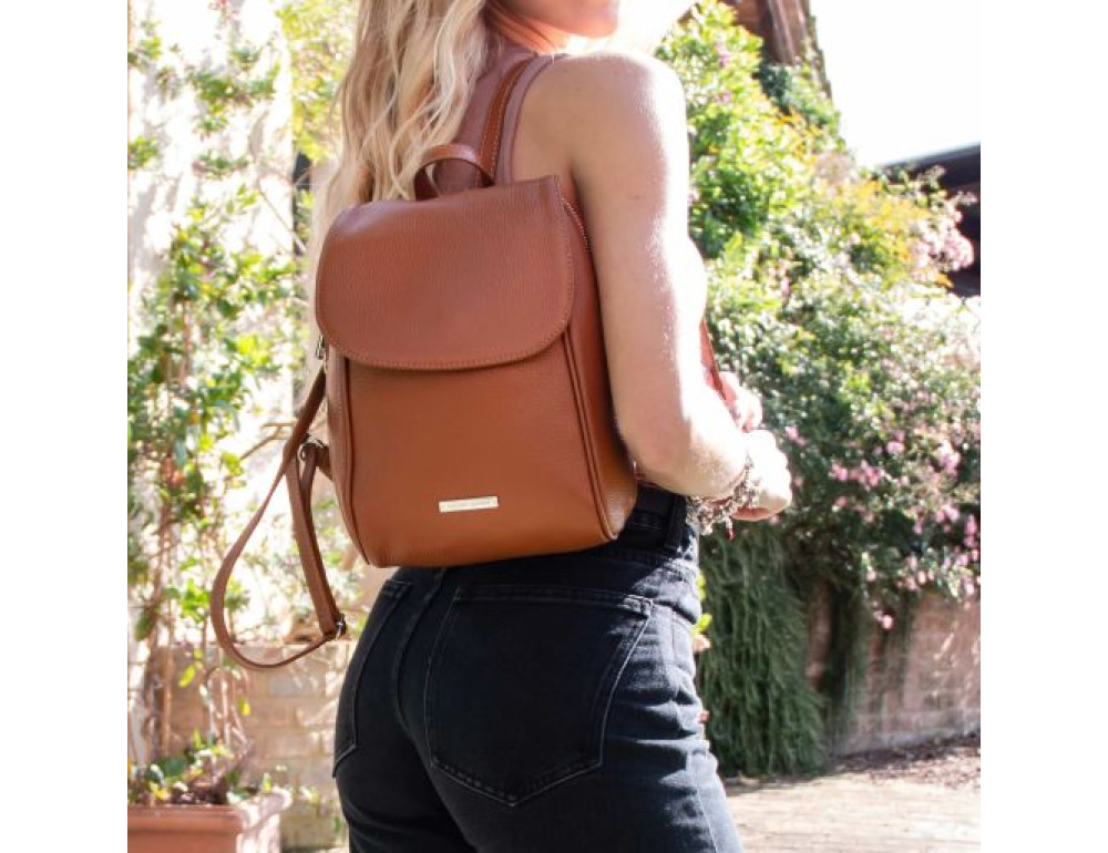 Жіночий шкіряний рюкзак Tuscany Leather TL141905 (Black) - Фотографія № 6