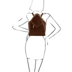 Жіночий рюкзак транфсормер із м'якої шкіри DELHI Tuscany Leather TL140962 Dark Brown - Фотографія № 101 Жіночий рюкзак транфсормер із м'якої шкіри DELHI Tuscany Leather TL140962 Dark Brown - Фотографія № 101